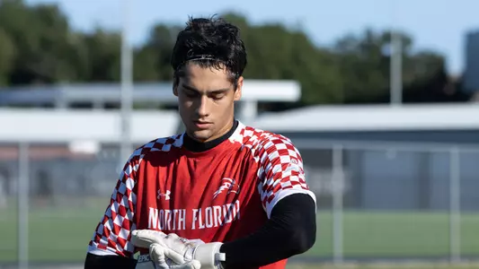 Chema Preciado preparing to play keeper