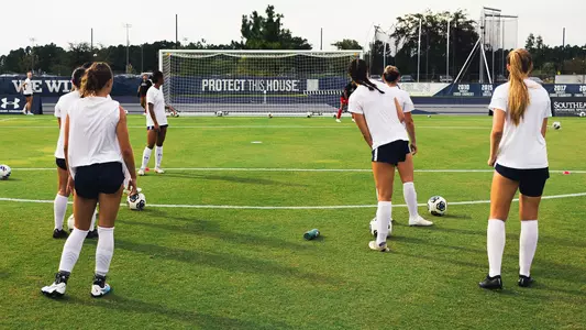 UNF women's soccer team photo