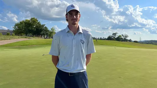 Nick Gabrelcik posing after final round at Tennessee