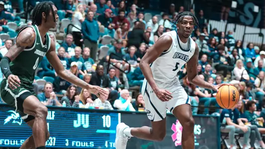 Dorian James against JU