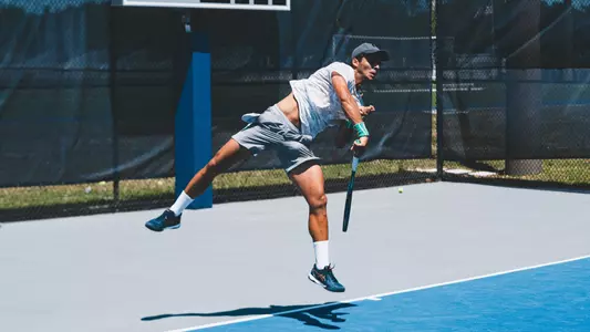 Breno Marques return shot