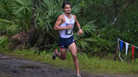Kameron Wallizada running