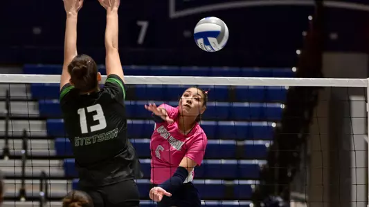 Janelly Ceopa going for an attack against Stetson