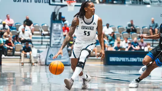 Ametri Moss dribbling vs. asheville