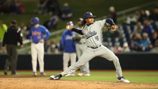 Bryce Fisher pitching at UF