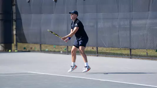 Andreas Scott return tennis