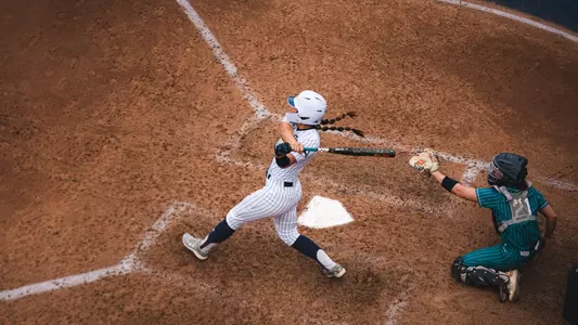 Shannon Glove home run swing