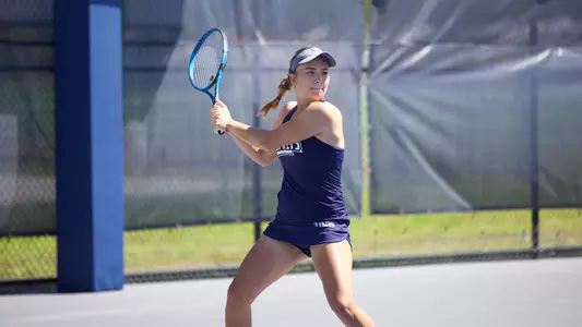 Sofia Snitko backhanded shot