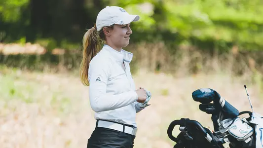 Christin Eisenbeiss taking her time at the tee box
