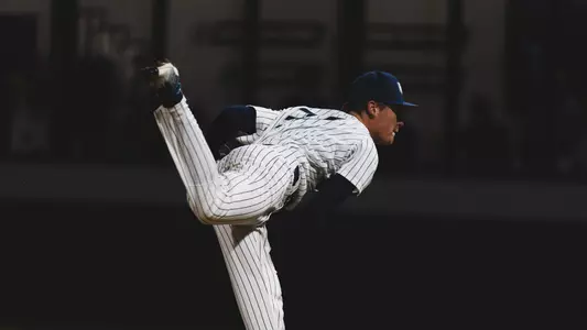 Kaden Humphrey pitching