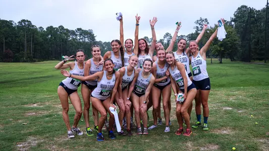 Women's cross country team