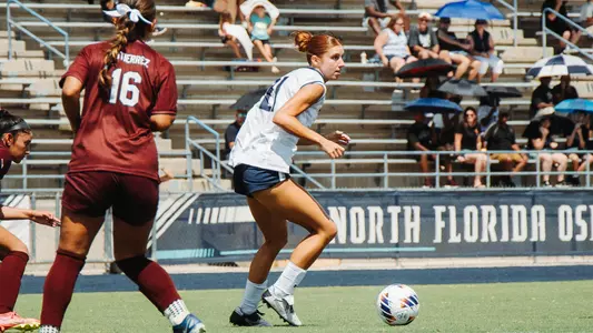 Brooklynn Fugel on the ball at Hodges Stadium