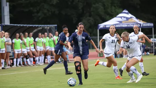 Kayla Bond dribbling against Georgia Southern
