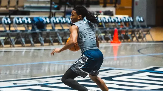 Ametri Moss at practice