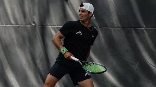 Breno Marques return shot