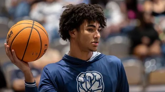 Josh Harris during warmups FGCU