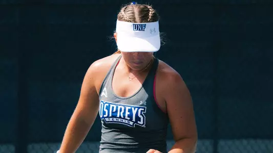 Gabby Goyins action shot tennis