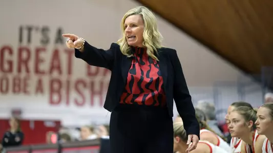 Stacey Lobdell associate head coach