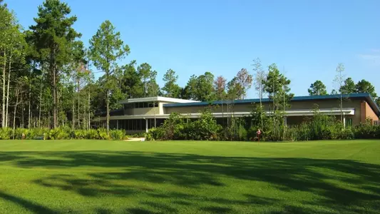 Golf center