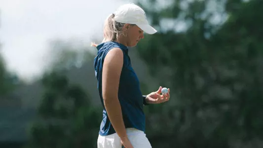 Kaitlyn Schroeder looking at ball 2025