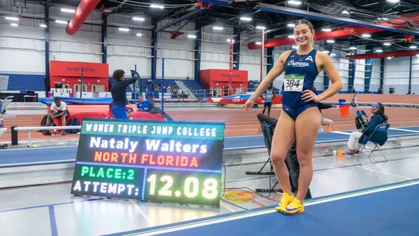 Nataly Walters record triple jump