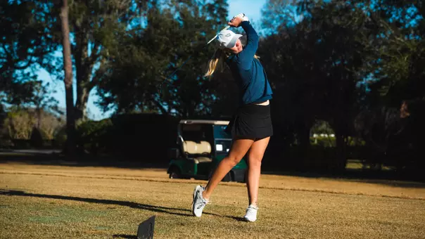 Kaitlyn Schroeder hitting ball of tee