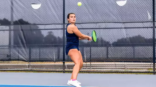 2025-26 North Florida Women's Tennis - Aryana Bartlett