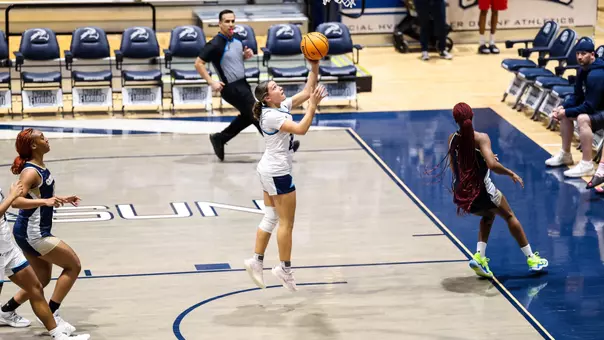 2025-26 North Florida Women's Basketball - Alexa Washington vs. Queens