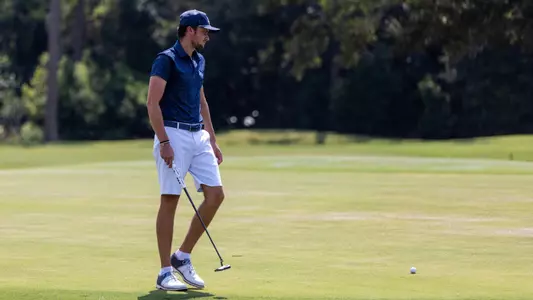 Filippo Serra walking up to approach putt
