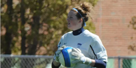 WOMEN'S SOCCER NARROWLY BEATEN BY BOSTON U., 1-0 Image