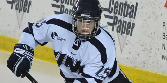 DZIENGELEWSKI'S THREE ASSISTS PROPELS #4 WOMEN'S HOCKEY PAST MAINE, 5-0 Image