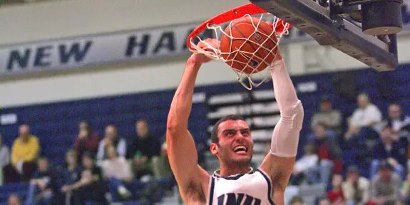 MEN'S HOOP TOPPLES MARIST, 72-58, BEHIND DILIEGRO'S 27 Image