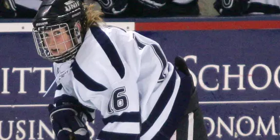 LONG, PATON PROPEL #4 WOMEN'S HOCKEY PAST DARTMOUTH, 4-1 Image