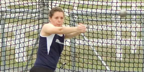 WOMEN'S TRACK & FIELD CAPTURES HOLY CROSS DUAL MEET Image