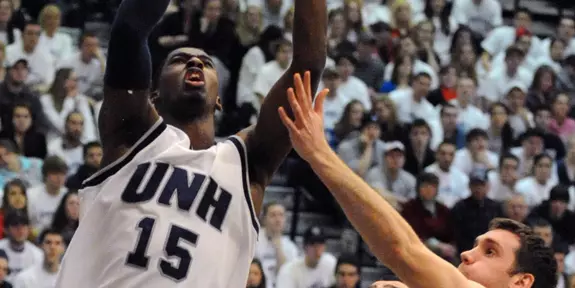 MEN'S HOOP TOPPLES REGULAR-SEASON CHAMPIONS, STONY BROOK, 77-55 Image