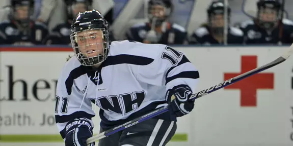 #4 WOMEN'S HOCKEY UPENDED 5-2 BY BOSTON U.; PATON RECORDS 150TH CAREER POINT Image