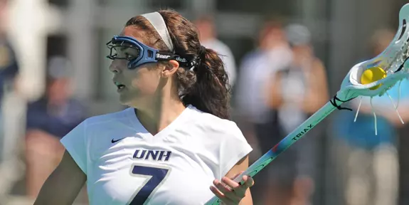 WOMEN'S LAX EDGED 13-12 BY ALBANY ON SENIOR DAY Image