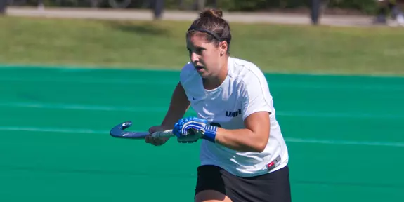 #10 Field Hockey Battles Back But Falls 3-2 at #18 Albany Image