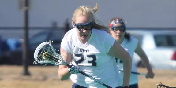 Balanced Offense Lifts Women's Lacrosse to 11-8 Victory Against George Mason Image