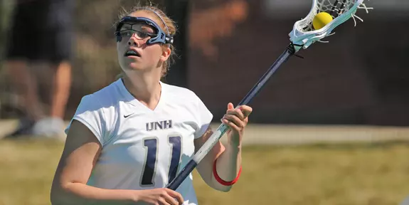 Simpson Scores Three Goals as Women's Lax Falls at #10 Albany, 16-8 Image