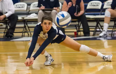 Volleyball Ousted at Albany, 3-1 Image
