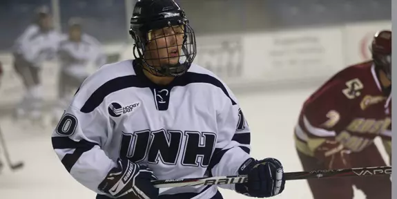 Women's Hockey Upended 2-1 at Maine; Will Play at Boston U. in Hockey East Tourney Image
