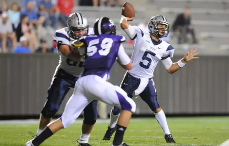 No. 14/12 Football defeats Holy Cross, 38-17, in season opener Image