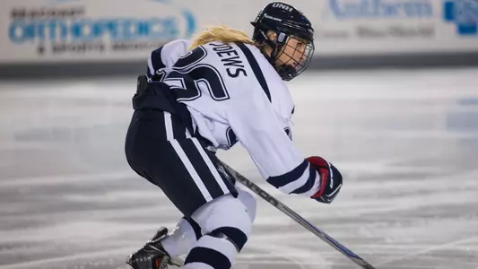 Toews_Carlee_5