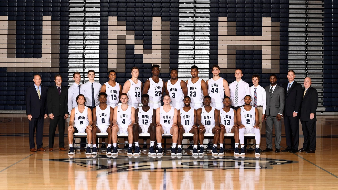 MBB_team_photo_2017-18