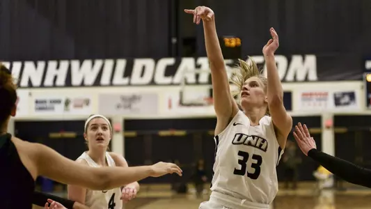 Caroline Soucy (33) and Ivy Gogolin (4) each had a double-double Wednesday night against Vermont.