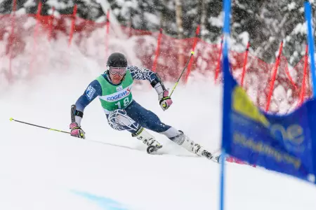 Logan Slattery, UNH