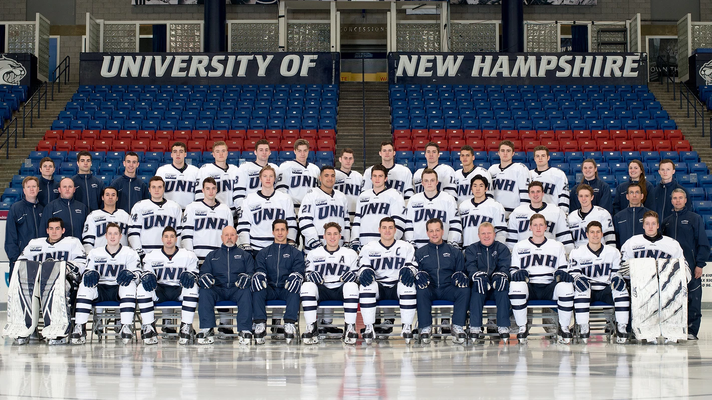 Men's Hockey Team