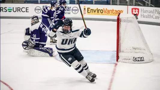 Nicole_Kelly_goal_022521_CYW0452