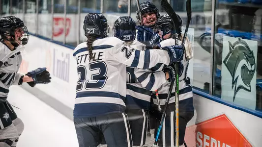 team_celebrate_022521_CYW0406